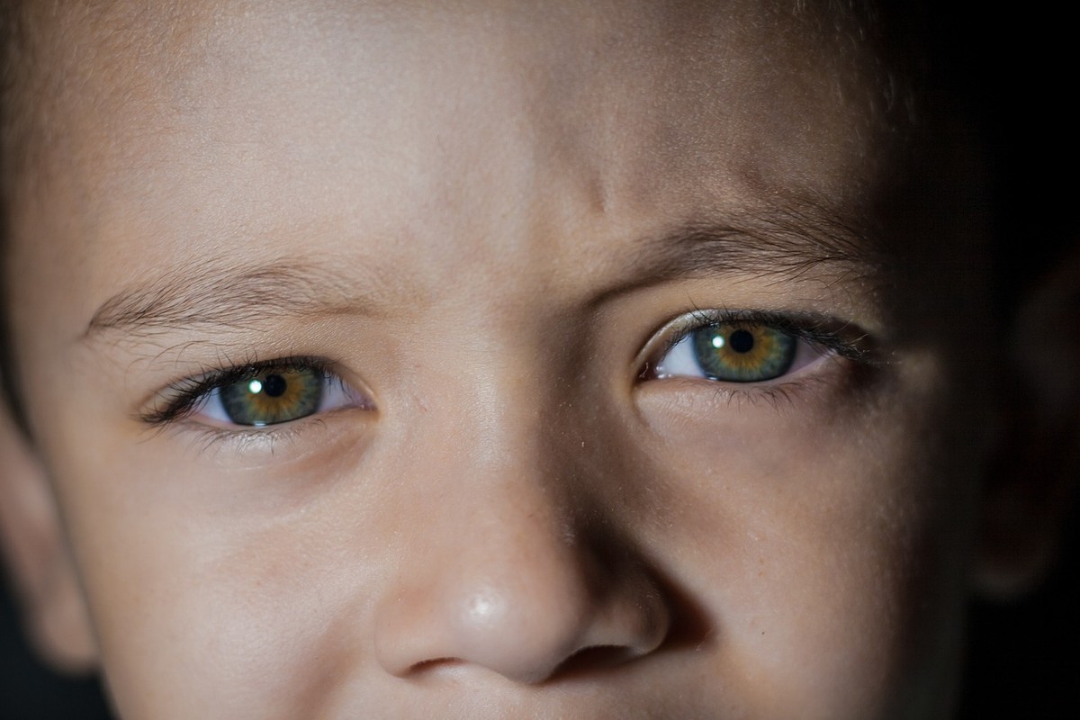 Crianças e adolescentes que sobrevivem ao câncer têm risco aumentado para distúrbios psicológicos